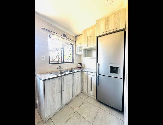 3 BEDROOM HOUSE FOR SALE IN WYEBANK